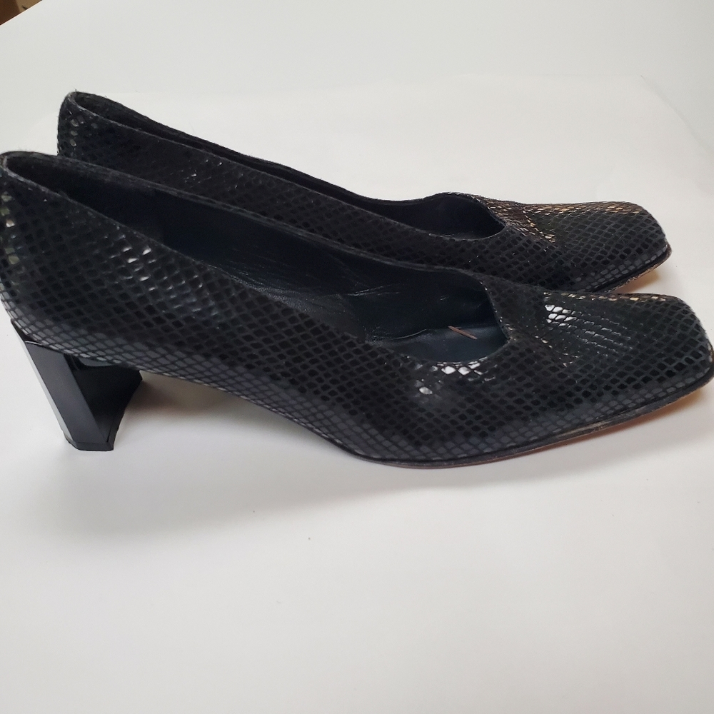 Stuart Weizman Patent Leather Block Heeled Shoes - image 7